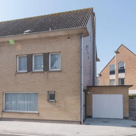 Holiday Home Ruiterlaan With Parking By Interhome Hébergement de vacances *